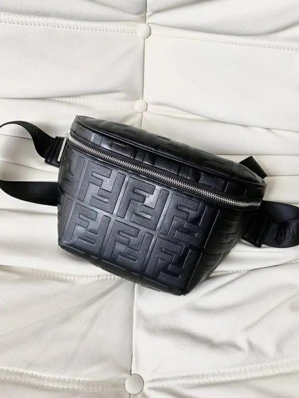 fendi aaa qualite sacs ceinture s_117ab3b1